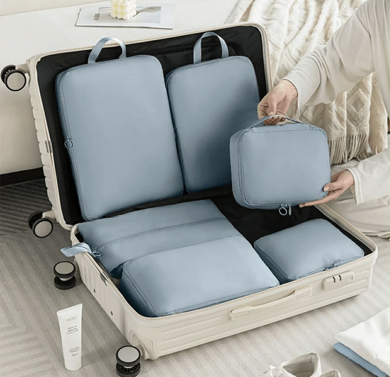 Modern Voyage 8-Pack Travel Organizer Set for Seamless Packing